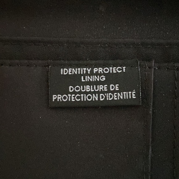 Tahari black vegan leather wallet with Identity Protect lining - Picture 4 of 5